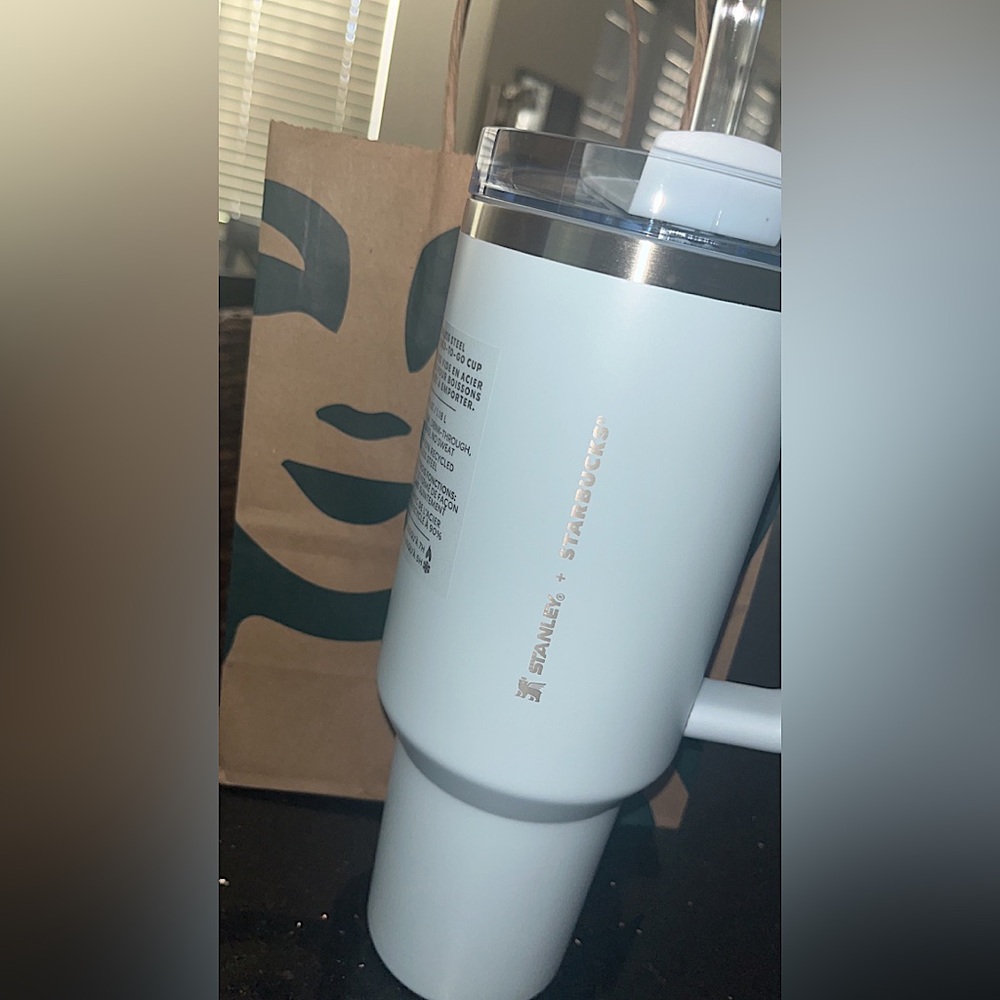 🩵 Authentic Baby Blue Starbucks Stanley 🩵